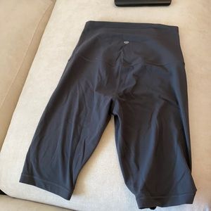 Lululemon, size 6